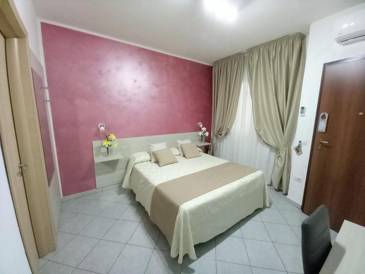 Al Giglio - Affittacamere Cariati Exterior foto